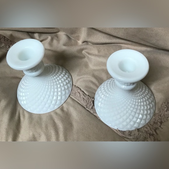 White Decor Candleholders - Picture 1 of 6